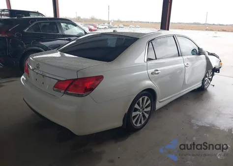 2012 Toyota Avalon Limited z USA, uszkodzony, nr VIN 4T1BK3DBXCU459822